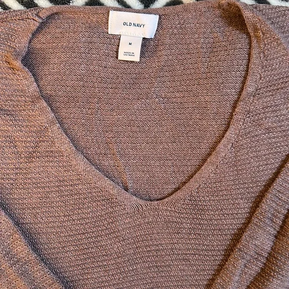 Old Navy Womens Medium V-Neck Sweater - Picture 2 of 5